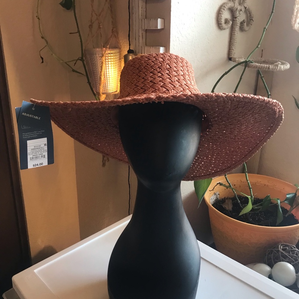 Universal Thread Orange beach hat paper straw NWT